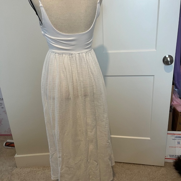 Aerie White dress/ Size Small - Picture 5 of 5